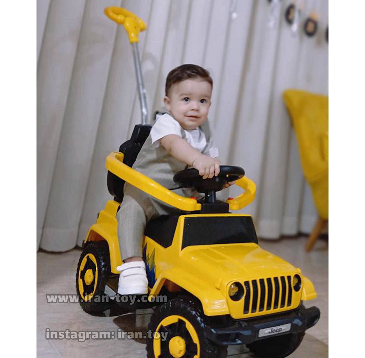 ماشین چهار چرخ جیپ زرد