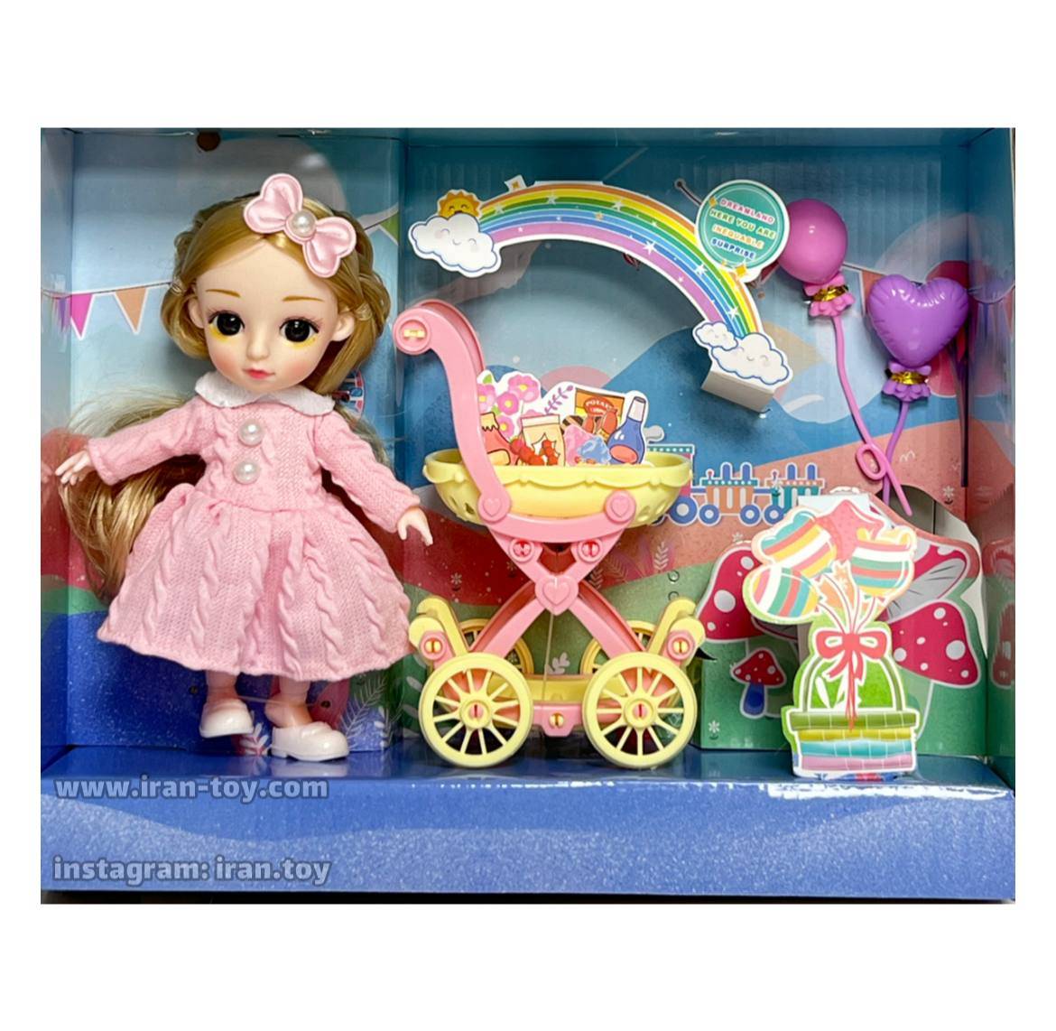 عروسک با کالسکه