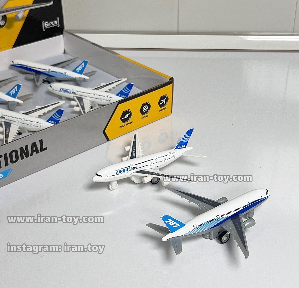 هواپیما فلزی عقبکش