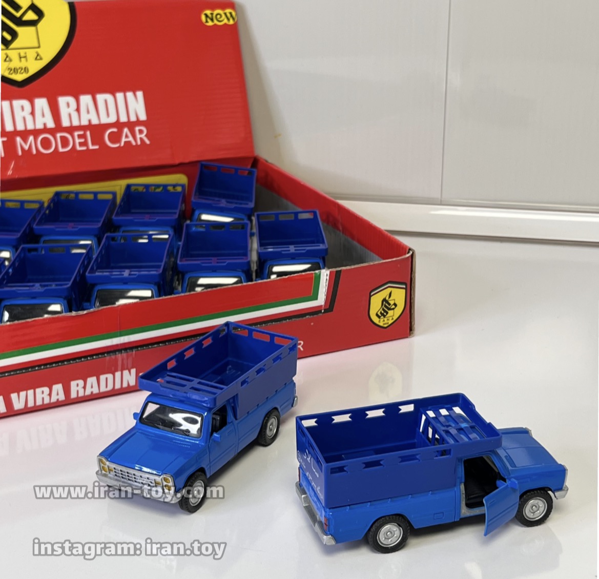 ماشین نیسان آبی فلزی - تصویر 3