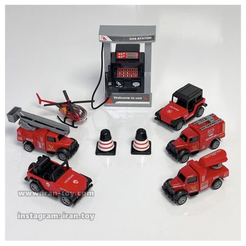 ماشین های آتش نشانی و پمپ بنزین